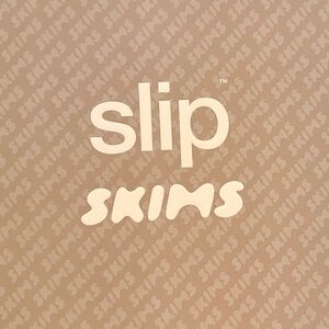 SKIMS Satin Sleep Set in Tan